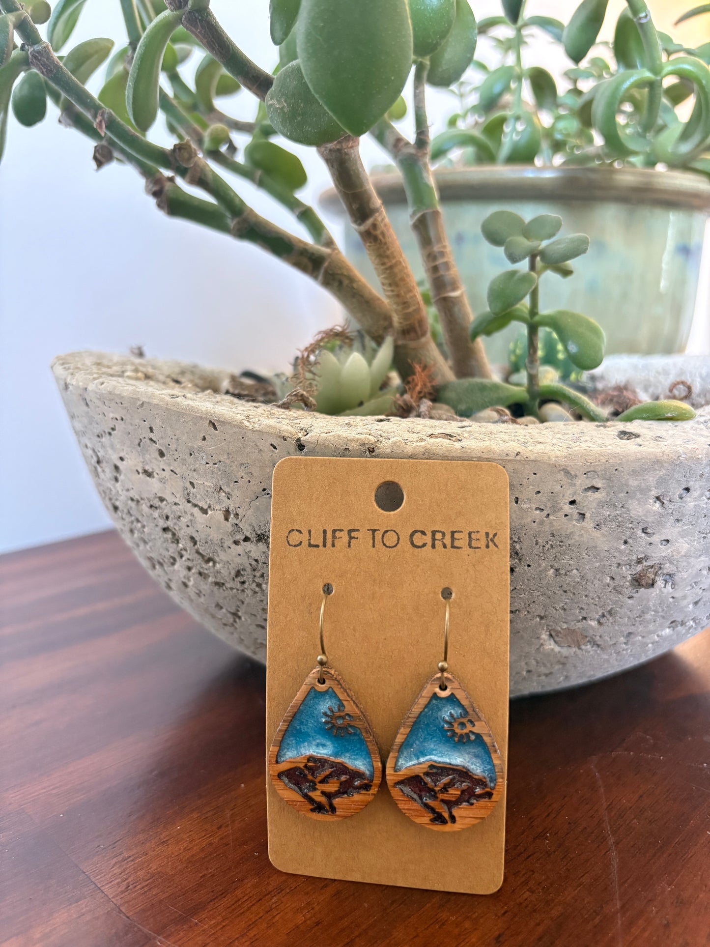 Subtle Ben Lomond Earring