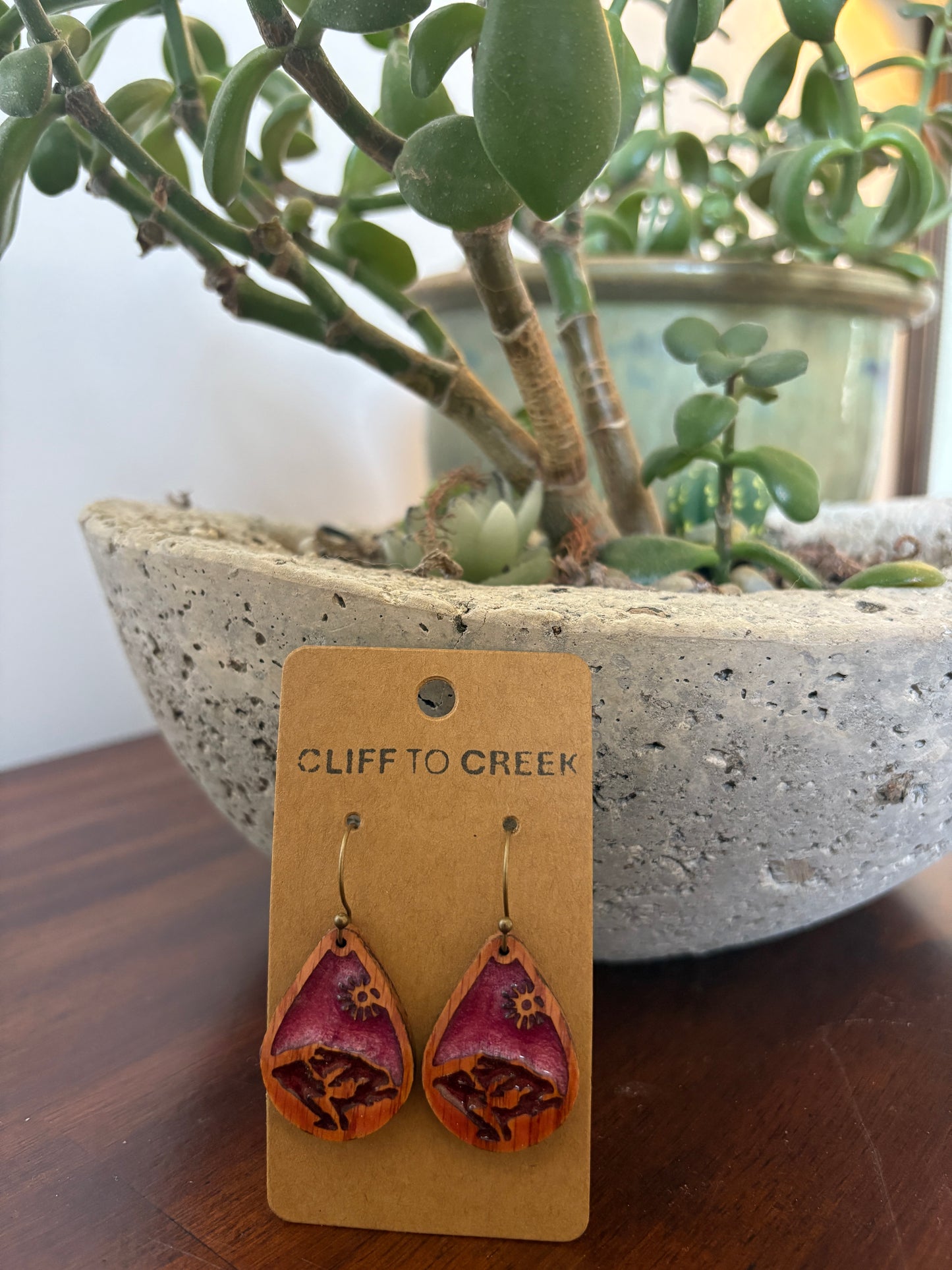 Subtle Ben Lomond Earring
